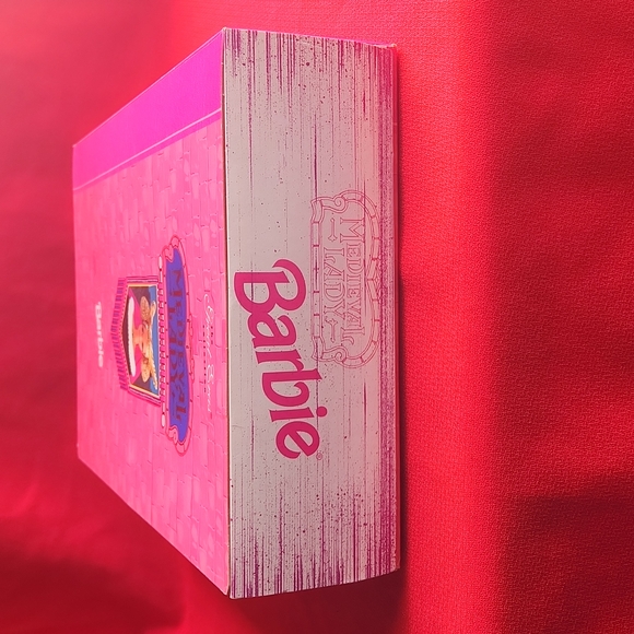 Vintage Barbie Midieval Lady - Picture 6 of 8